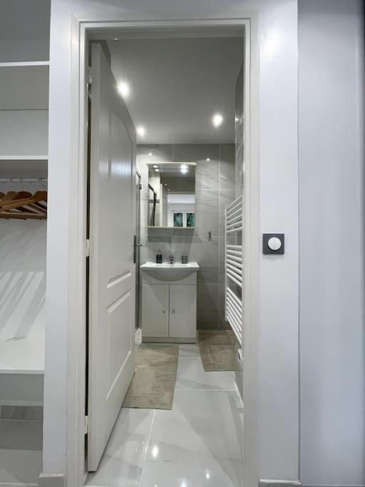 Appartement Cosy Et Moderne Proche De Disneyland 布西圣乔治 外观 照片